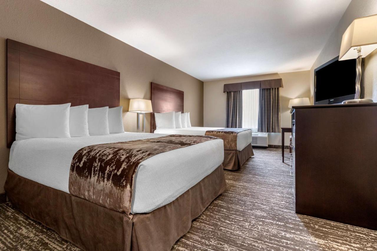 Best Western Plus Pembina Inn & Suites Winnipeg Exterior foto
