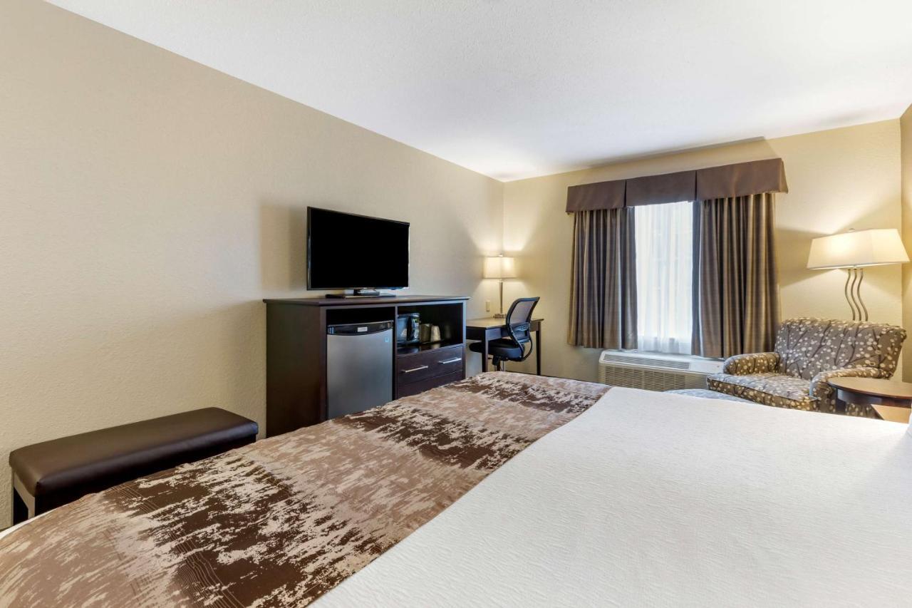 Best Western Plus Pembina Inn & Suites Winnipeg Exterior foto
