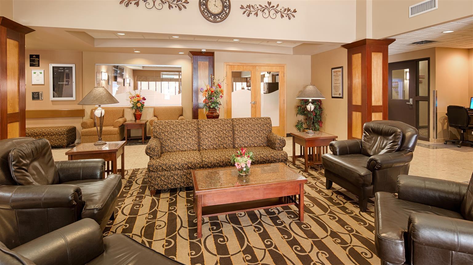 Best Western Plus Pembina Inn & Suites Winnipeg Exterior foto